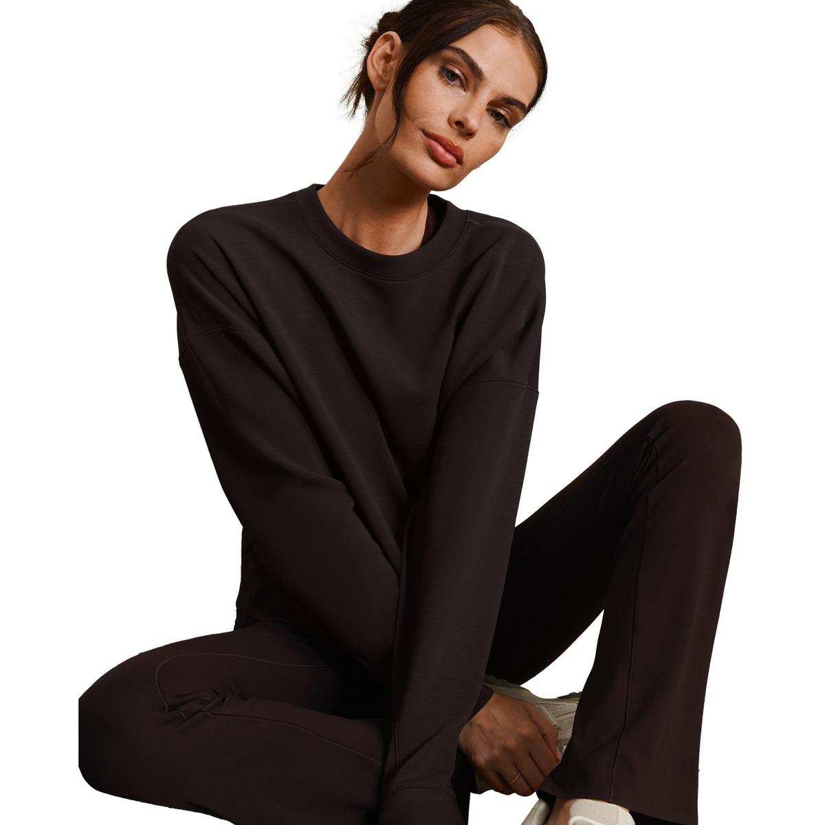 Rhone Womens Dreamglow Crewneck in Dark Espresso-Dark Espresso