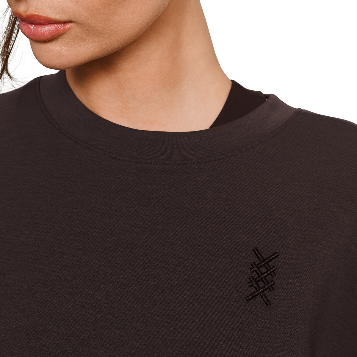 Rhone Womens Dreamglow Crewneck in Dark Espresso-Dark Espresso