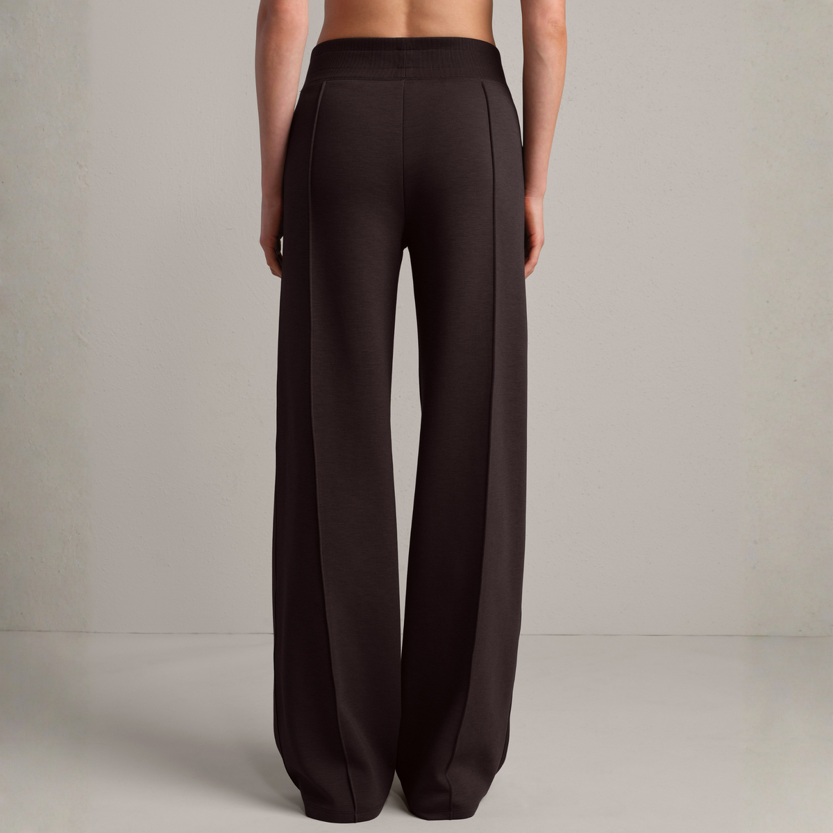 Rhone Womens Dreamglow Trouser in Dark Espresso-Dark Espresso