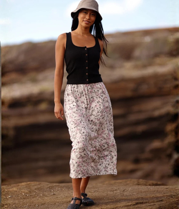 Womens Yaletown Skirt_Tentree_TCW5674