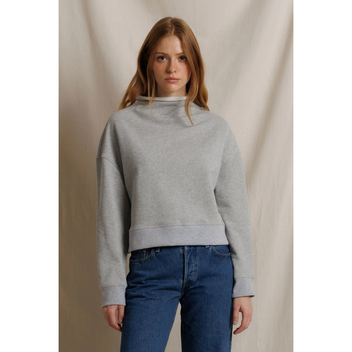 Perfect White Tee Womens Arden Sweatshirt - Heather Grey