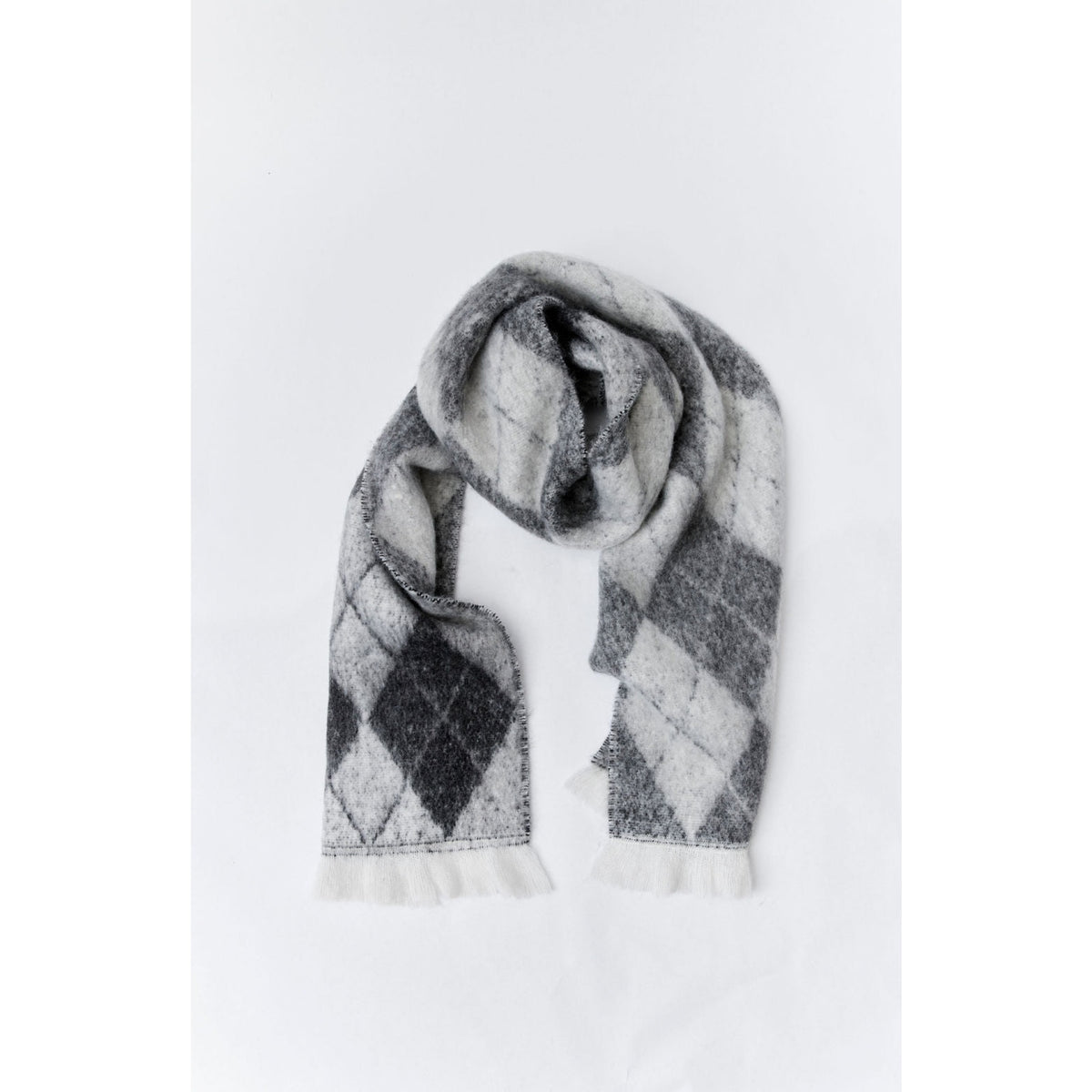 Hat Attack Womens Argyle Scarf F26