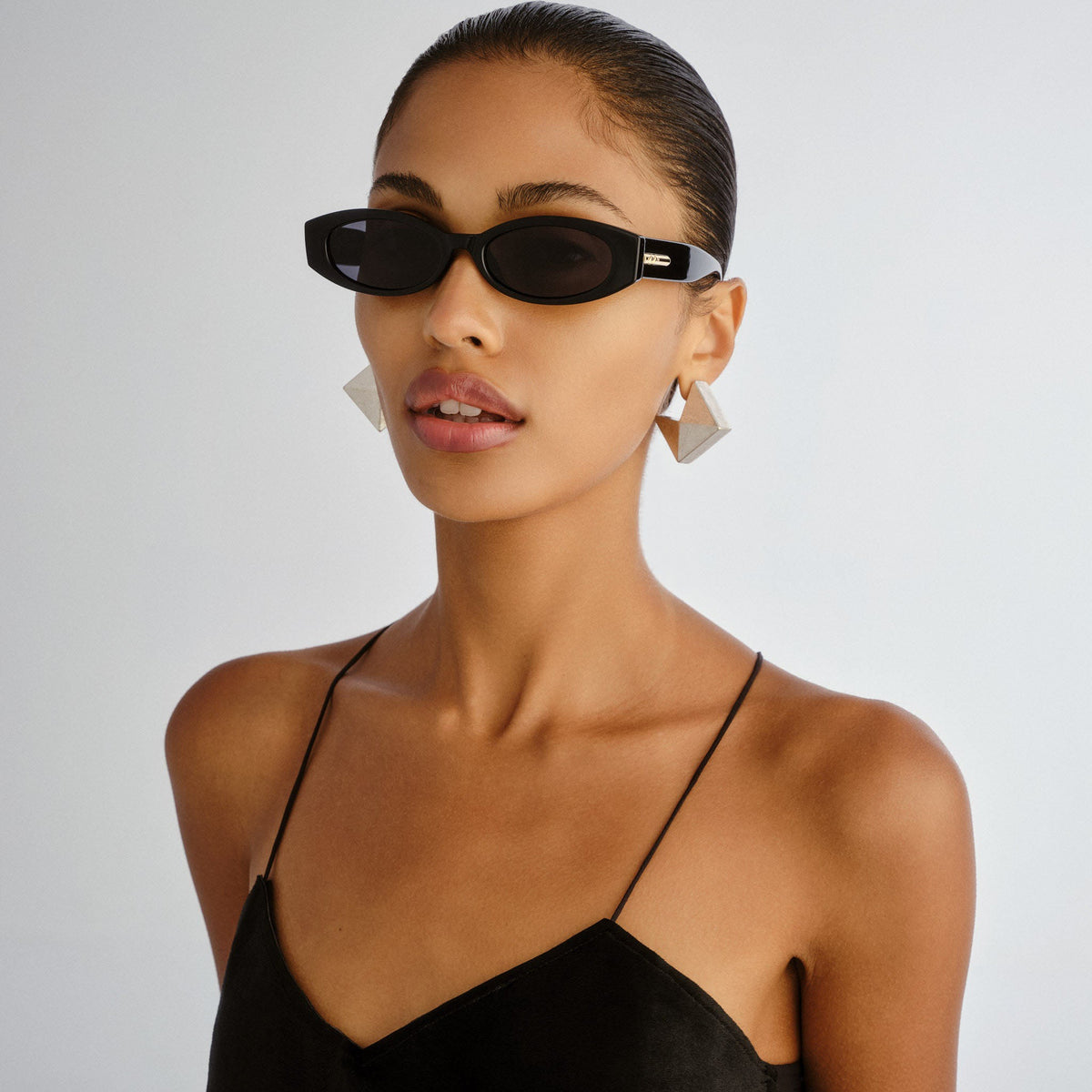 Le Specs Womens Belladonna Sunglasses - Black