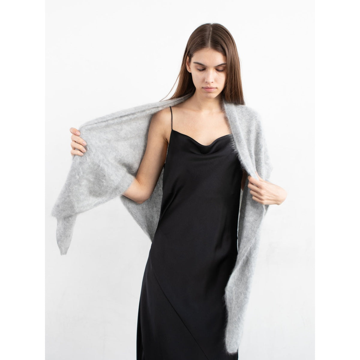 Pure Cashmere Womens Brushed Triangle Scarf M - Grey Pearl