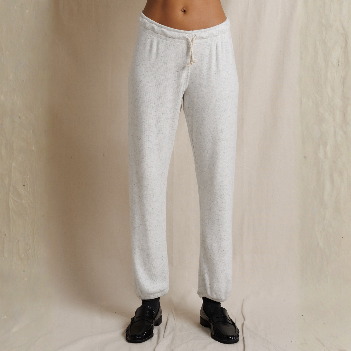 Perfect White Tee Womens Brynn Pants-Ash