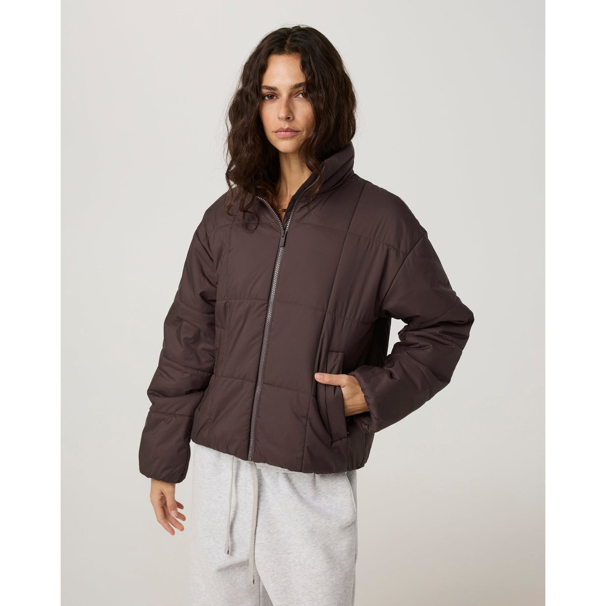 Vuori Womens Canyon Insulated Sporty Jacket - French Roast