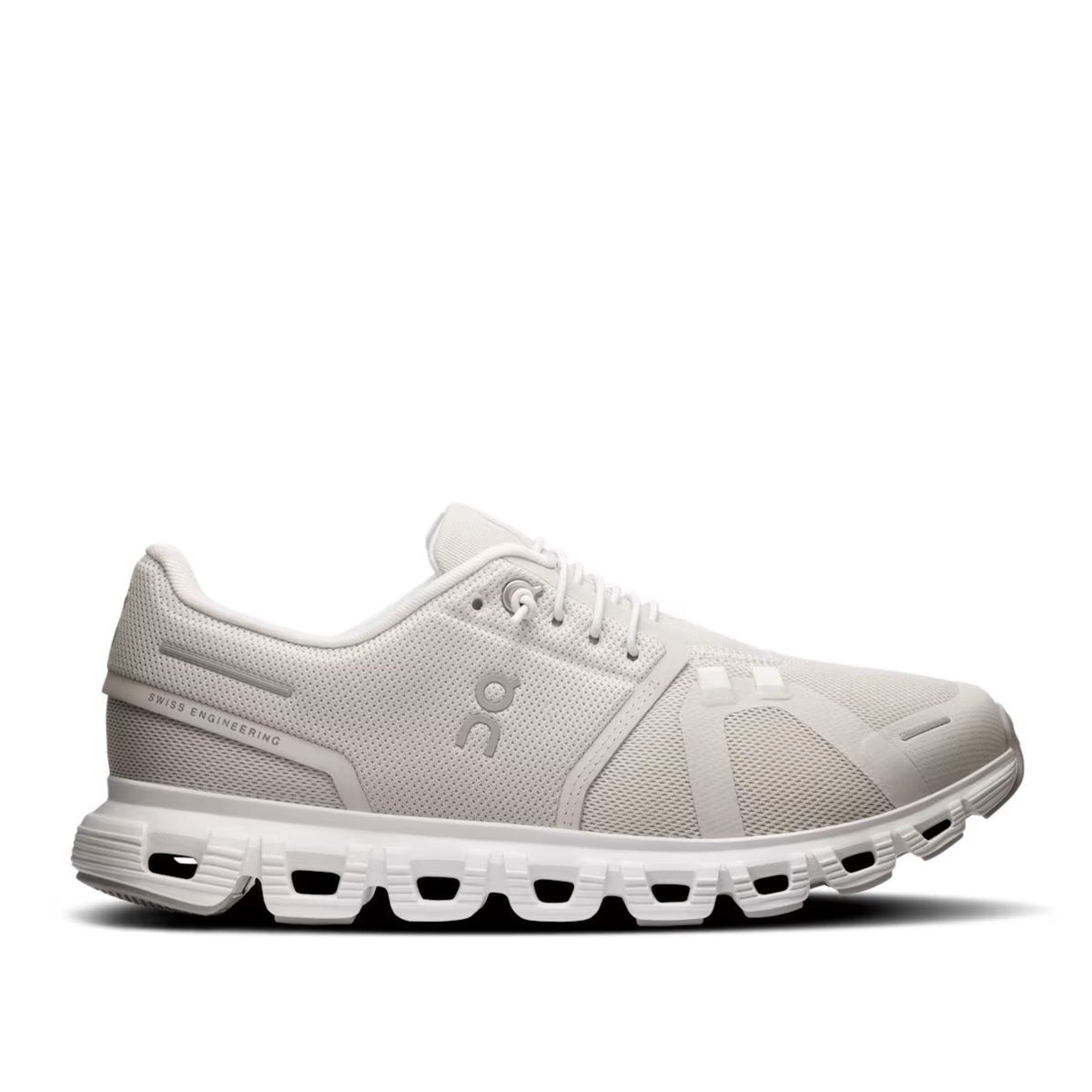 On Running Womens Cloud 6 in Pearl | White-Pearl & White