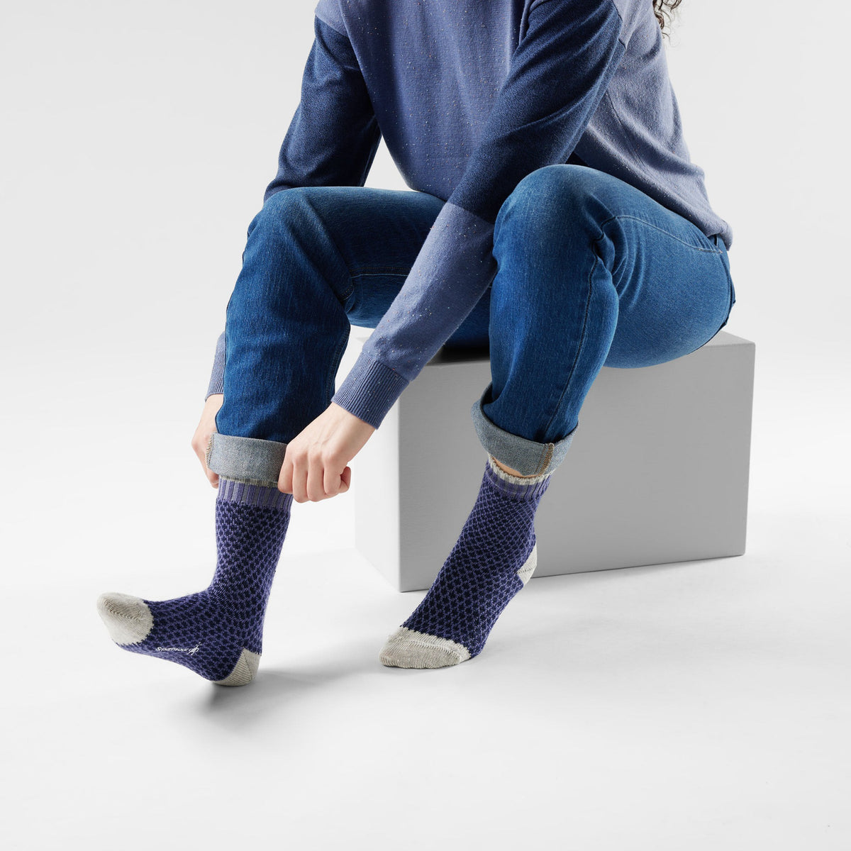 Smartwool Womens Everyday Popcorn Polka Dot Crew Socks - Nightfall Blue