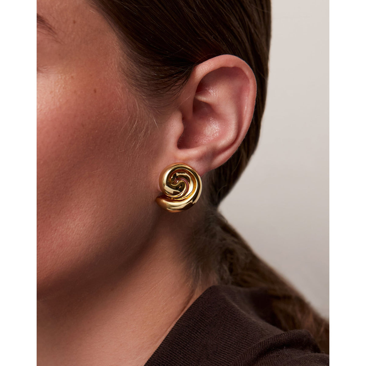 Jenny Bird Womens Gio Earrings in High Polish Gold - Gold