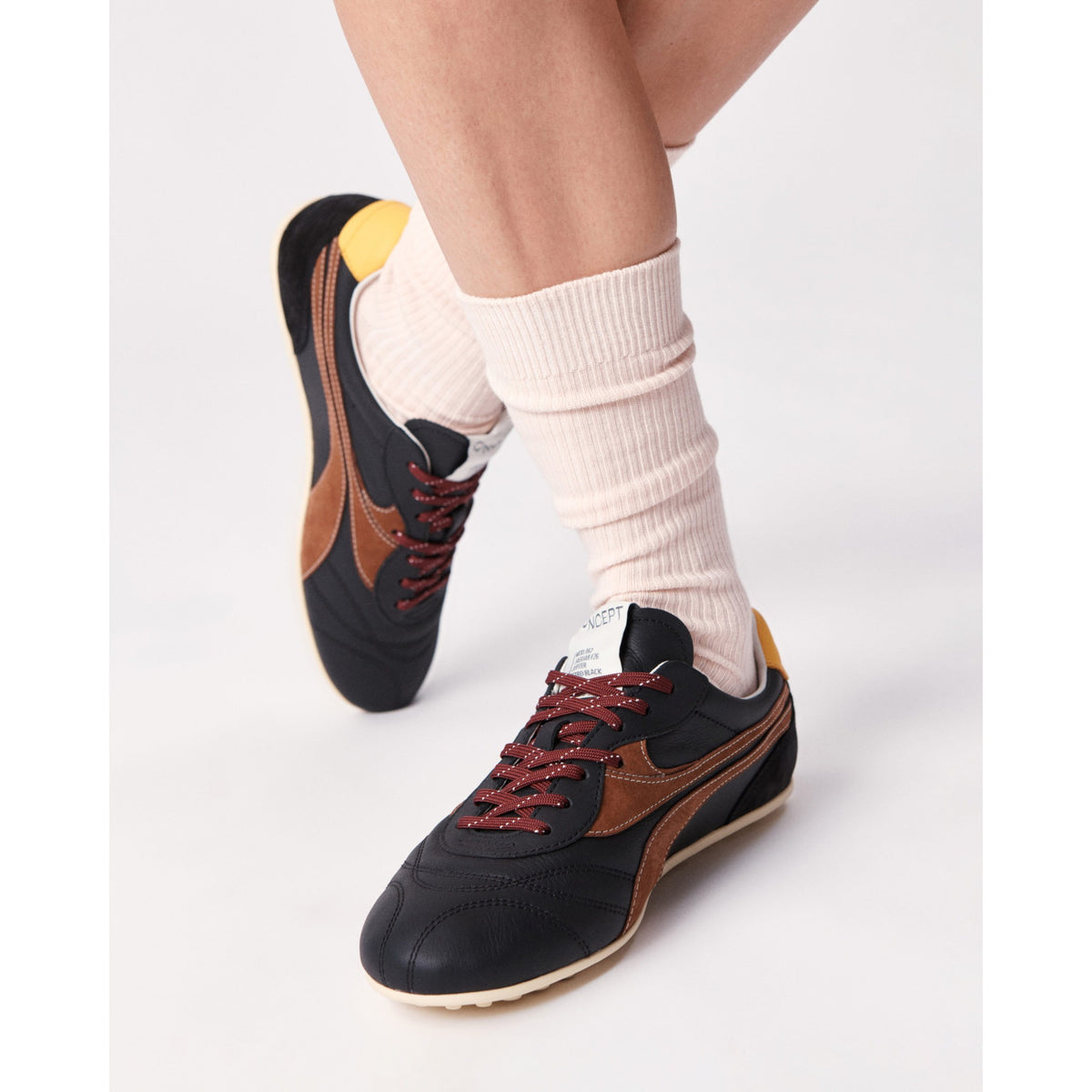 Oncept Womens Jupiter Shoe - Retro Black