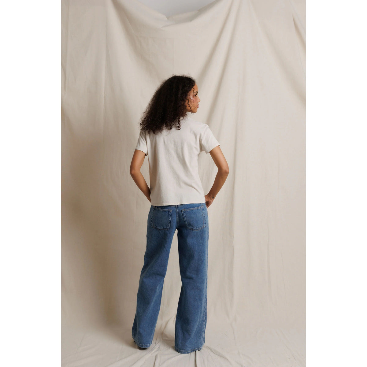 Perfect White Tee Womens Lisa Recycle Cotton Slim Crew Tee