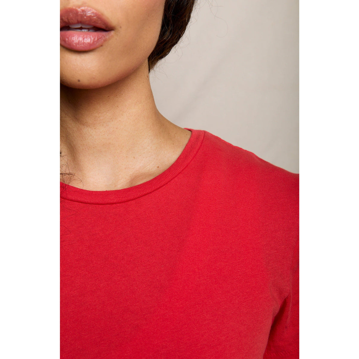 Perfect White Tee Womens Lisa Recycle Cotton Slim Crew Tee