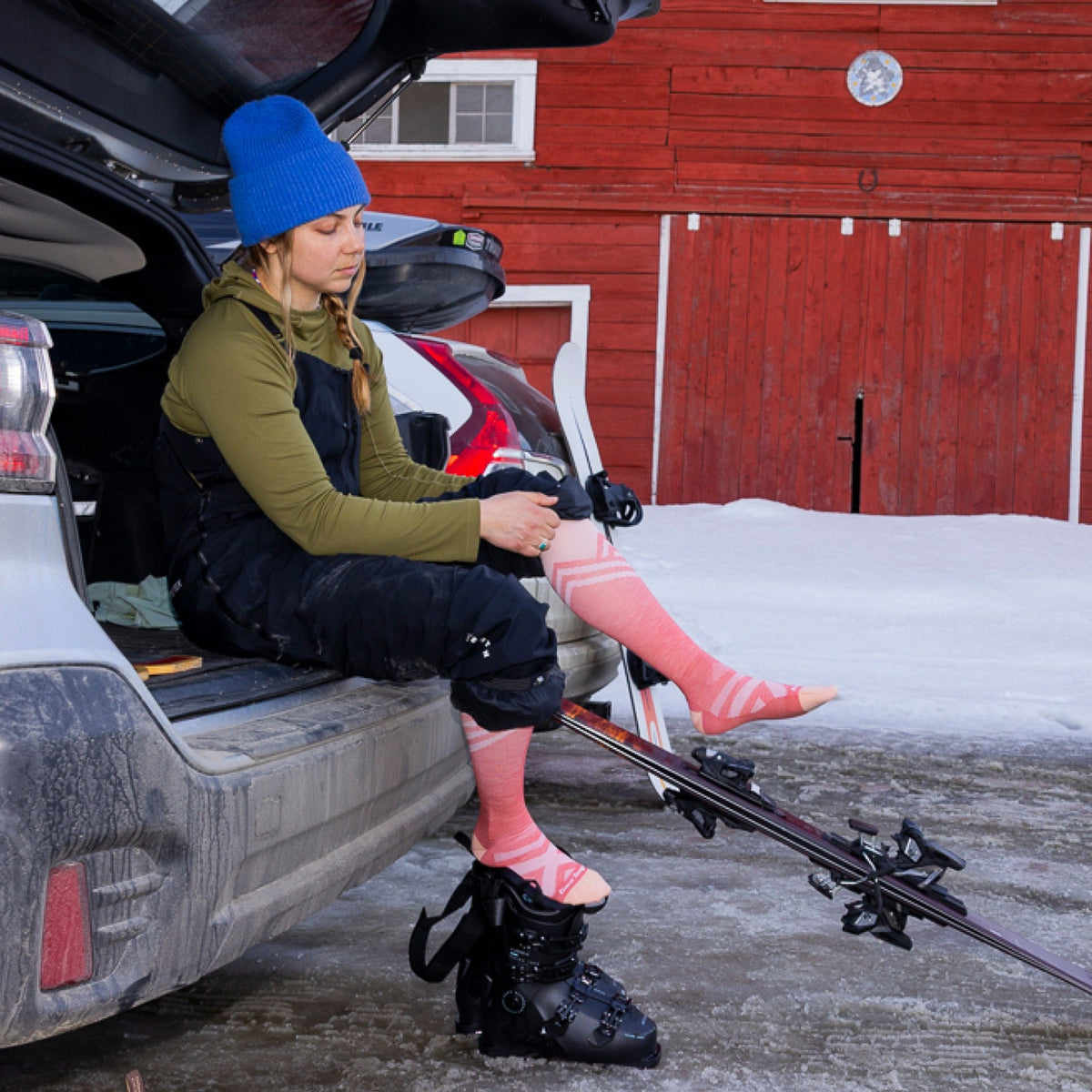 Darn Tough Vermont Womens Peaks RFL OTC Ultra-Lightweight