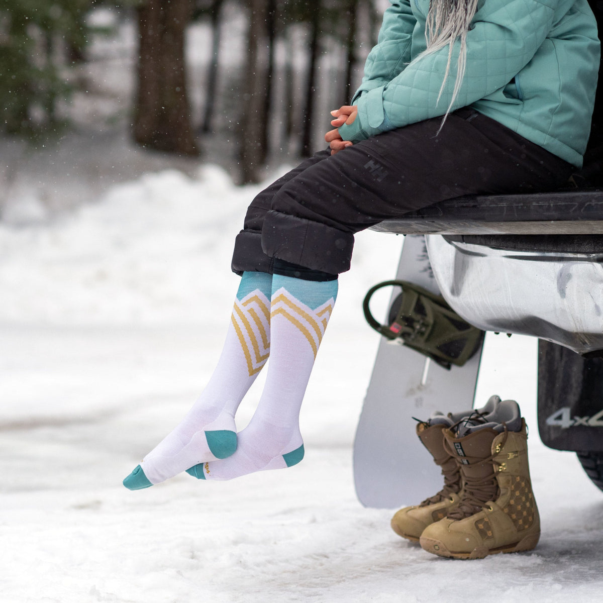Darn Tough Vermont Womens Peaks RFL OTC Ultra-Lightweight