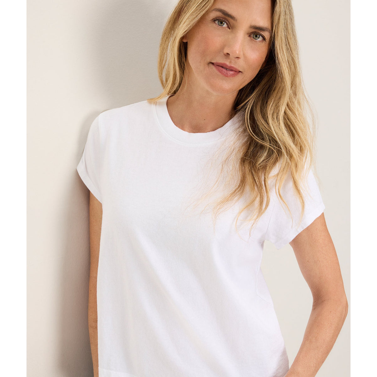 Michael Stars Womens Solene Boxy High Crew Tee