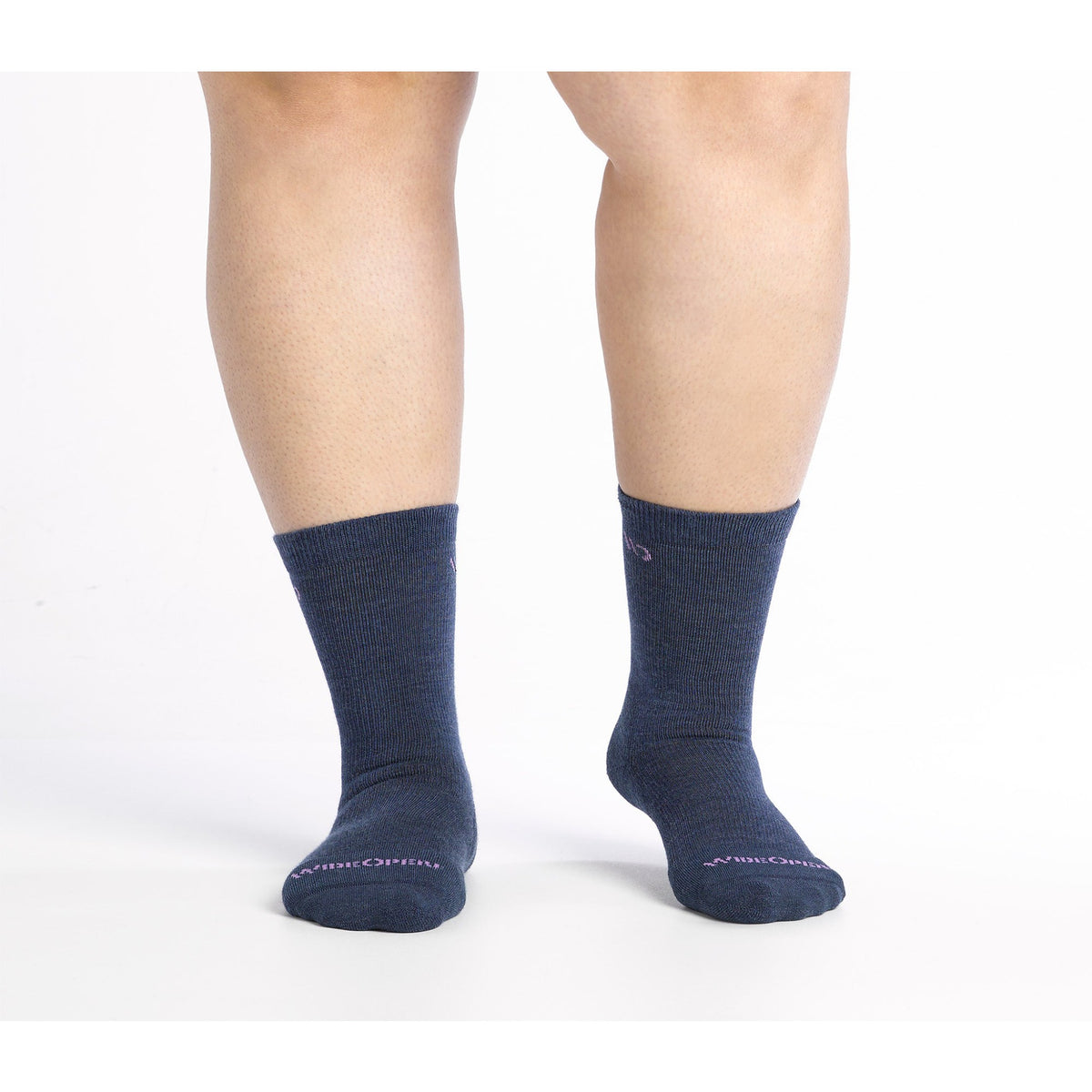 Wide Open Womens Solid Crew Midweight Cushion Socks