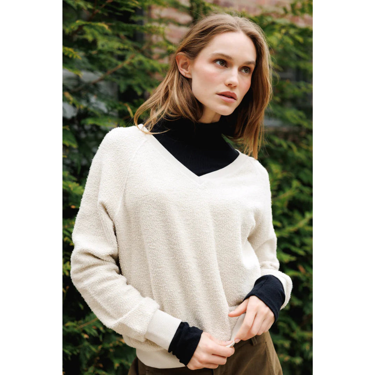 Perfect White Tee Womens Tati Sweatshirt - True Black