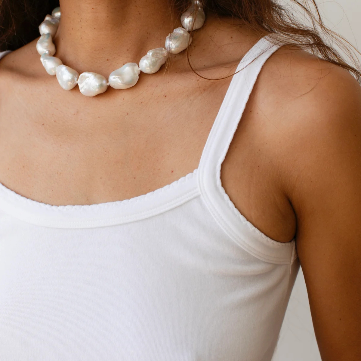 Donni Womens The Baby Rib Scoop Neck in Powder-Powder