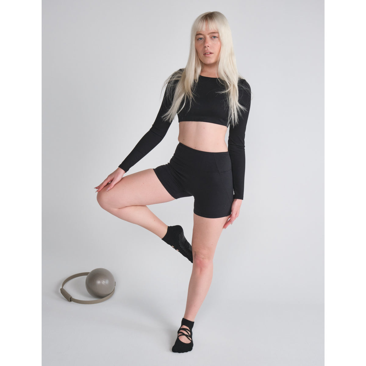 Lucky Honey Womens The Isla Grip Sock in Black - Black