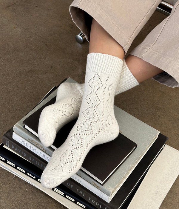 Womens Cashmere Pointelle Socks