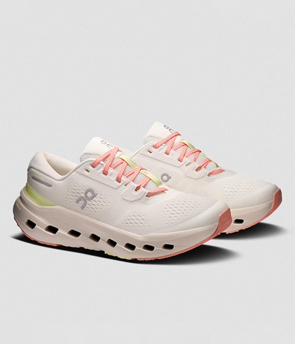 Womens Cloudrunner 3 in Ivory | Dew