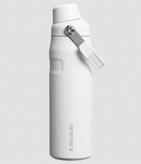 The IceFlow Aerolight Bottle Fast Flow 24 oz / 0.71 L