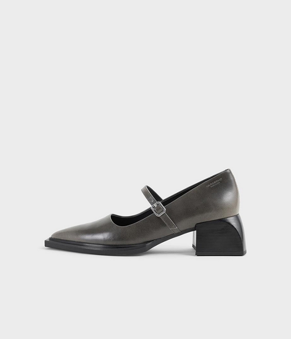 Womens Vivian Shoe in Clay F24