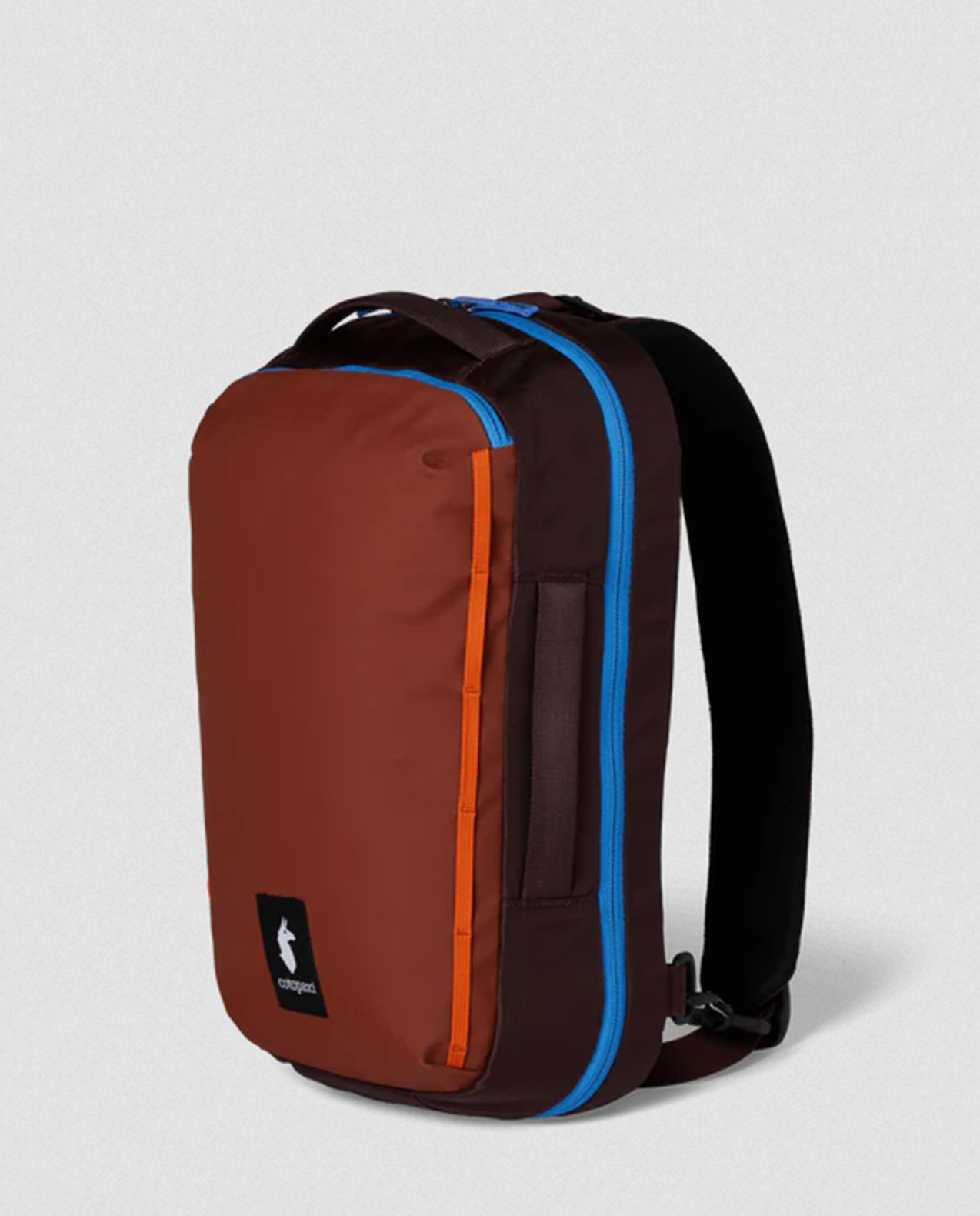 Chasqui 13L Sling Pack - Cada Dia in Rust