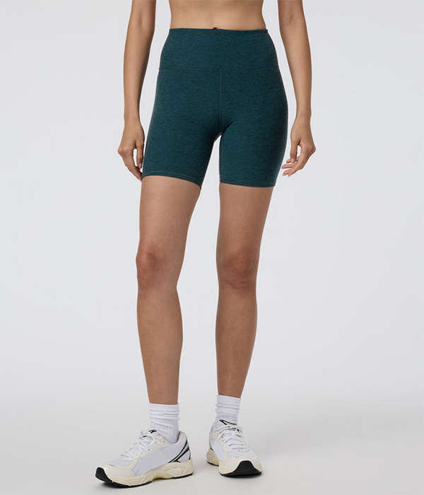 Womens Clean Elevation Shorty