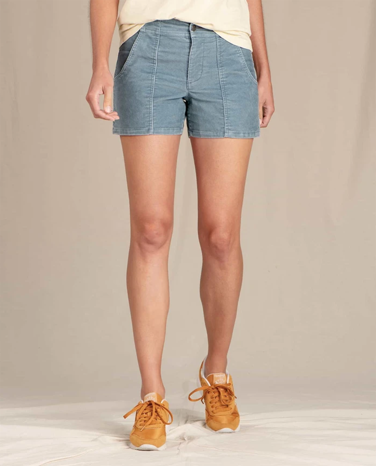 Womens Coaster Cord Short
