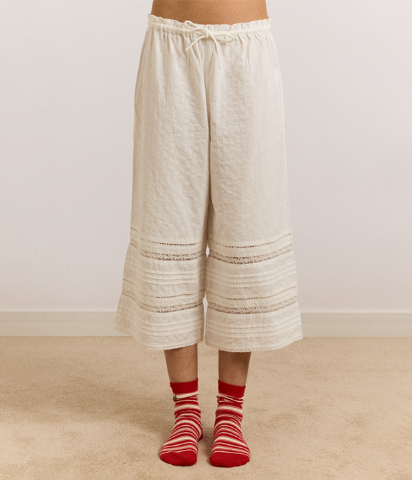 Womens Elodie Trouser - White w/ Red Gingham Tie