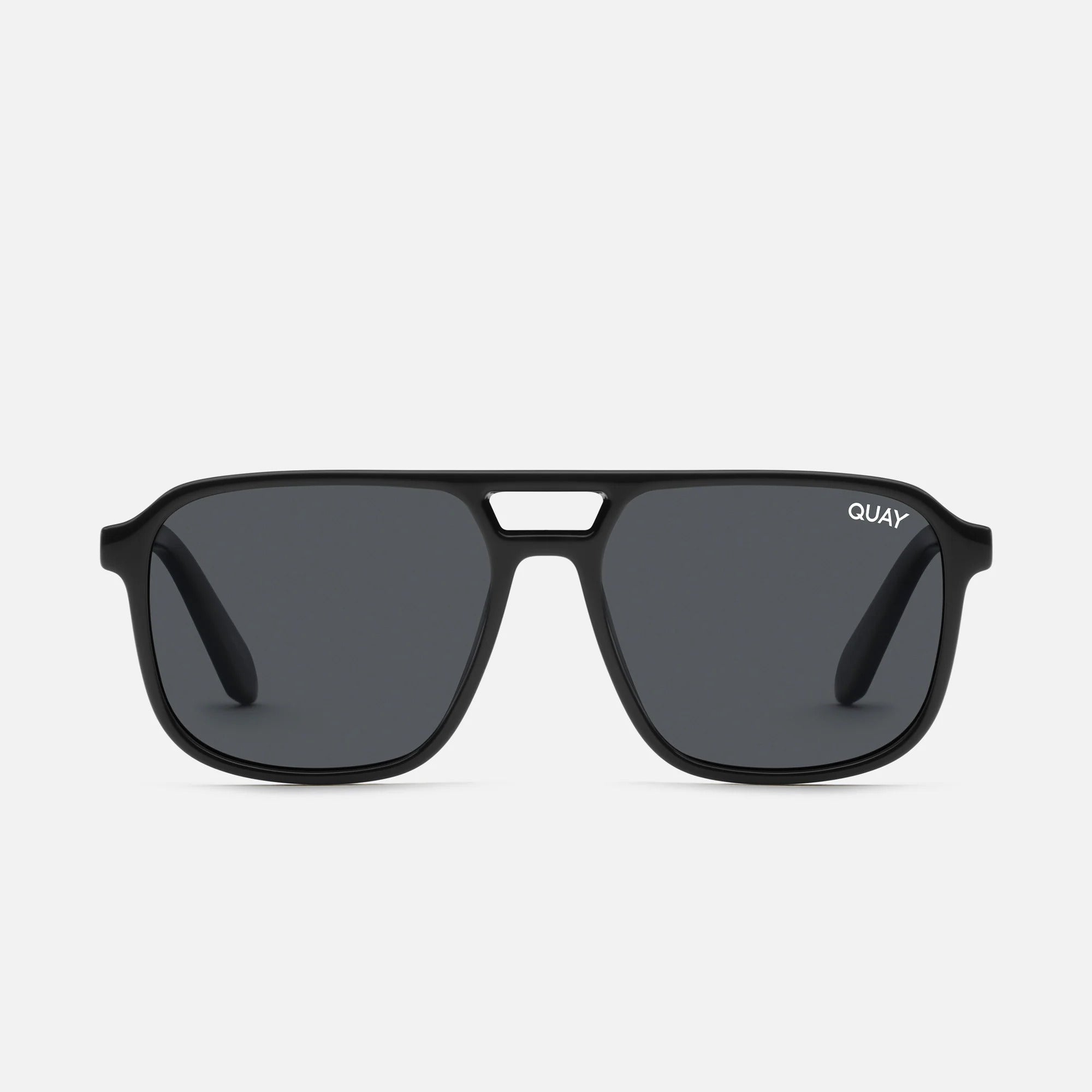 On The Fly Sunglasses in Black / Smoke Polarized