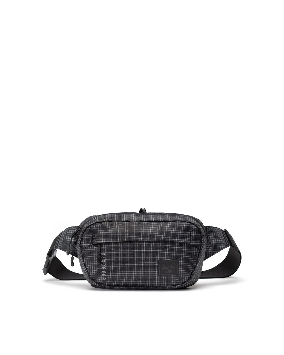 Ultralight Hip Pack 2L in Black