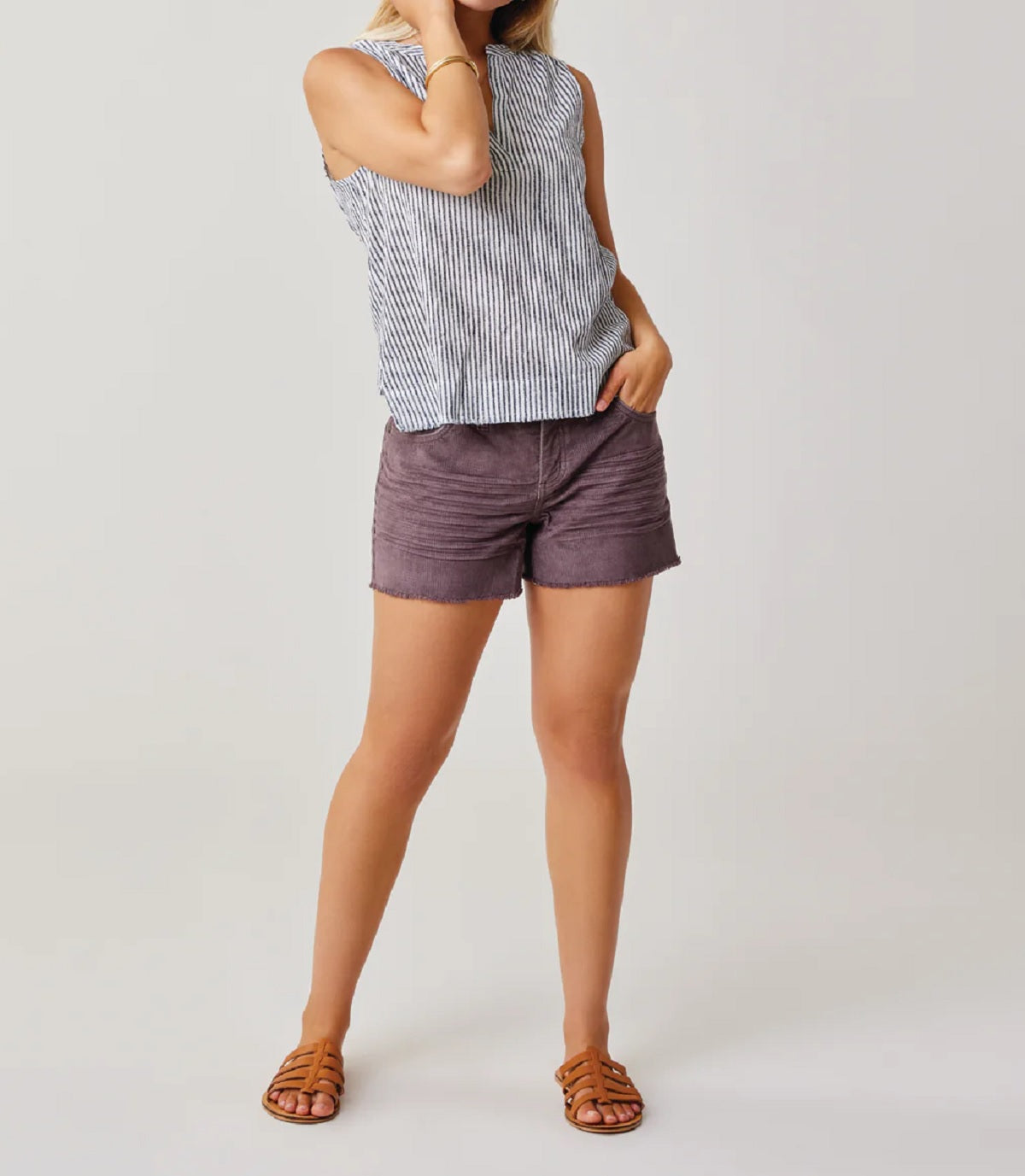 CARVE DESIGNS Oahu 4" Short