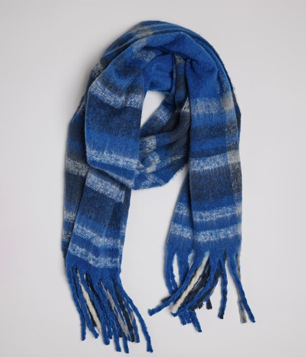 Womens Cozy Plaid Scarf