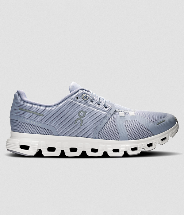 Womens Cloud 6 in Nimbus | White